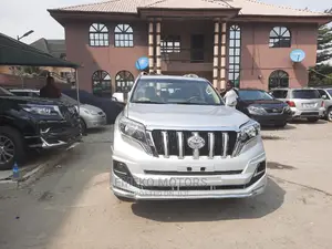 Toyota Land Cruiser Prado 4.0 V6 Dual VVT-i 2015 Silver