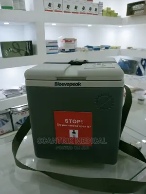 Vaccine Carrier 4.1L With 4 Ice Packs