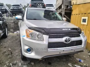 Toyota RAV4 2.5 Limited 4x4 2010 Silver