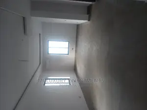 3bdrm Maisonette in Olori Mojisola for rent