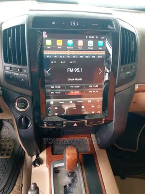Toyota Landcrushier Android Screen Touch