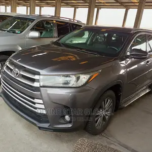 Toyota Highlander 2016 Silver