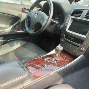 Lexus IS 2010 Silver