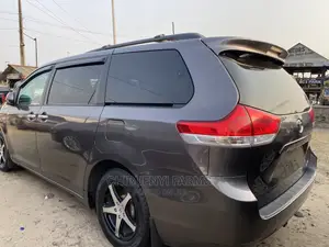 Toyota Sienna LE 8 Passenger 2012 Gray