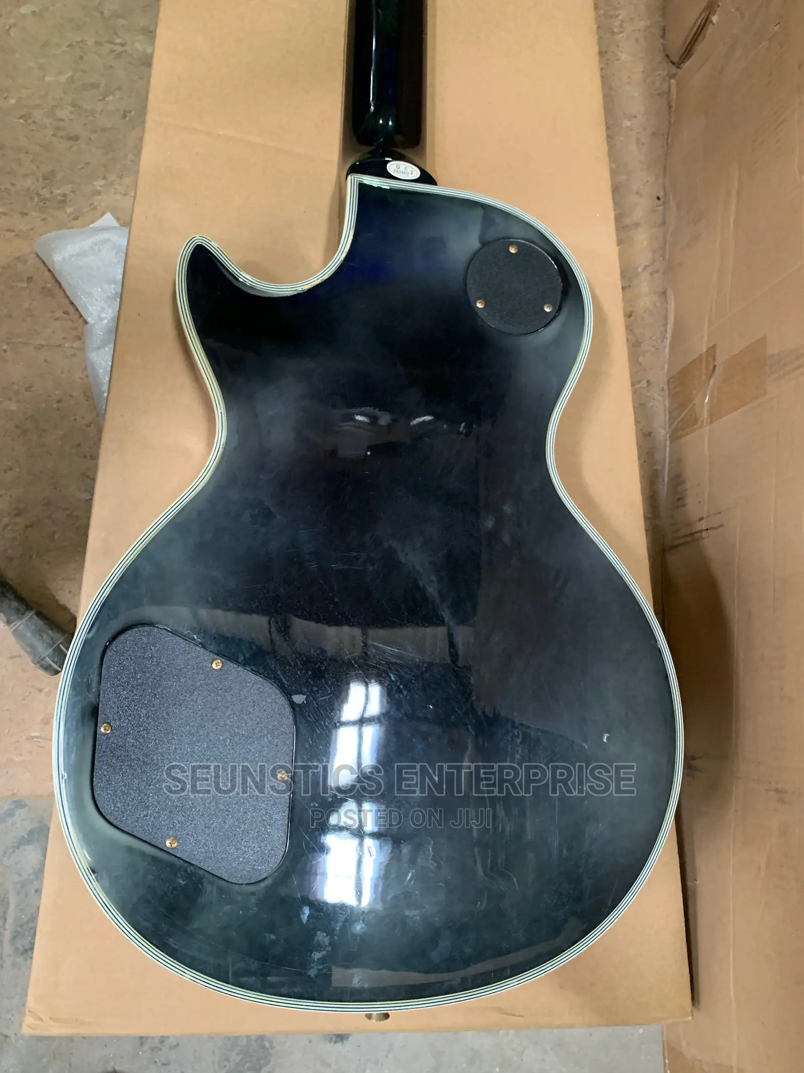 Quality Maison Les Paul Style Guitar