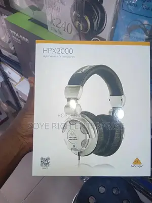 Behringer Headphone
