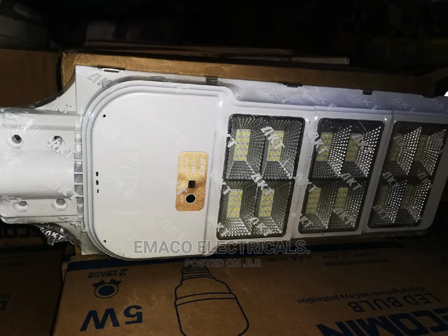 150W Solar AKT All in One Street Light
