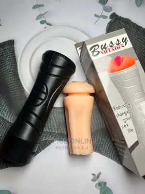 HQ: Realistic Mastubator Cup For Men
