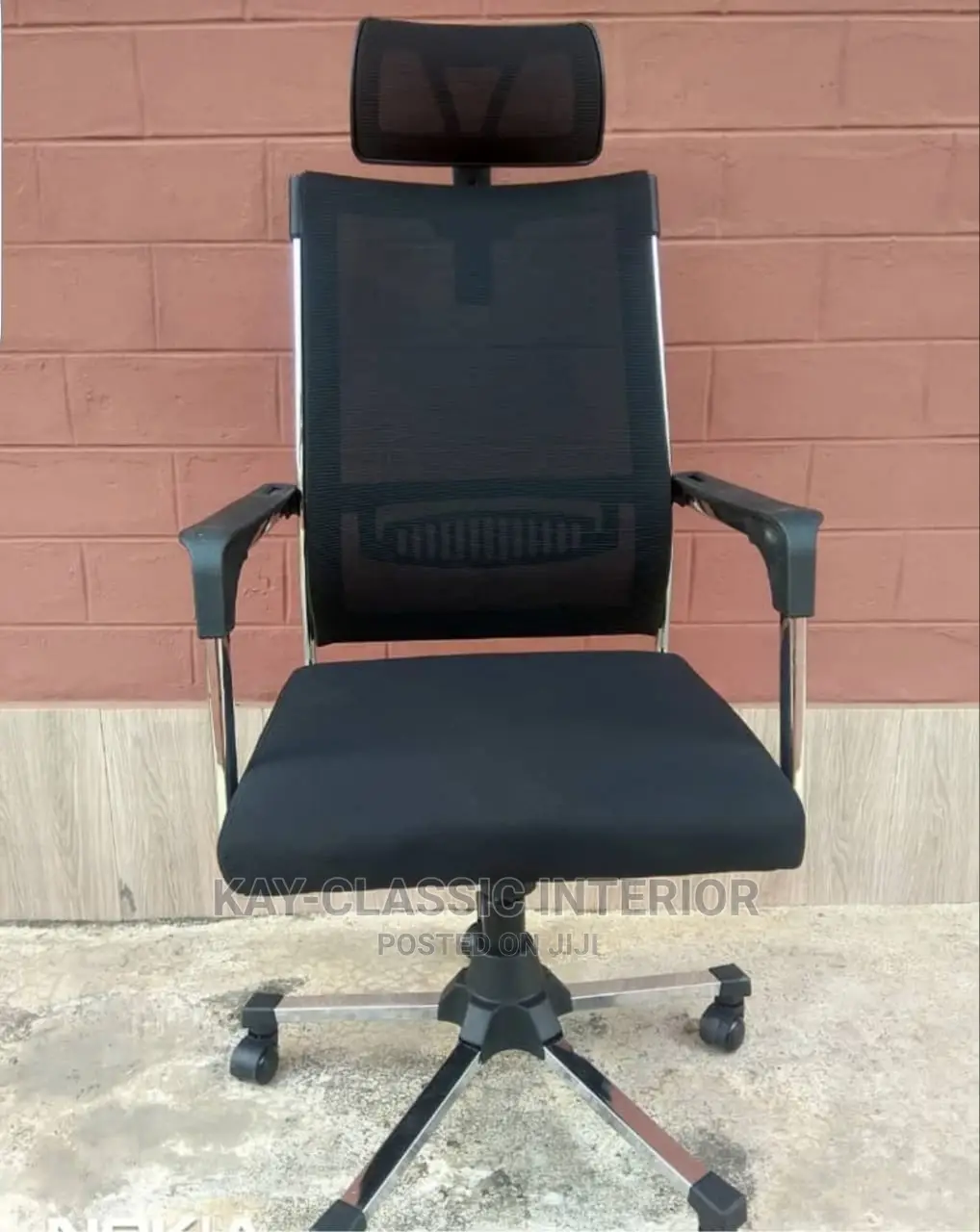 Mesh Swivel Chair