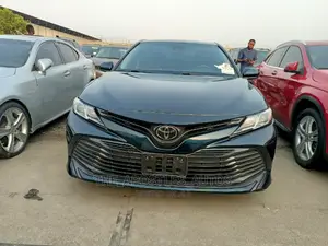 Toyota Camry LE (2.5L 4cyl 8A) 2019 Black