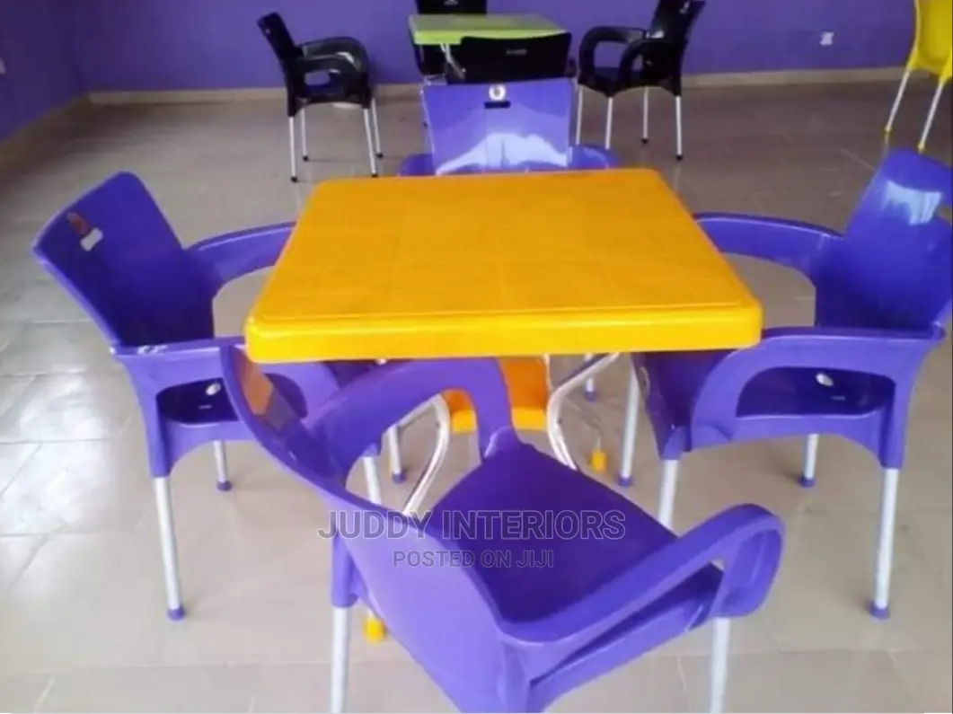 Restaurant Plastic Dining Table Set