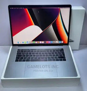 Laptop Apple MacBook Pro 2016 16GB Intel Core i7 SSD 256GB