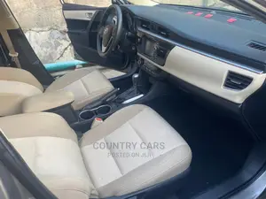 Toyota Corolla 2016 Gray