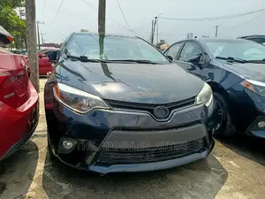 Toyota Corolla 2016 Black