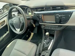 Toyota Corolla 2016 Black