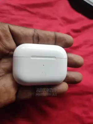 Authentic Apple Airpod2 Charging Case
