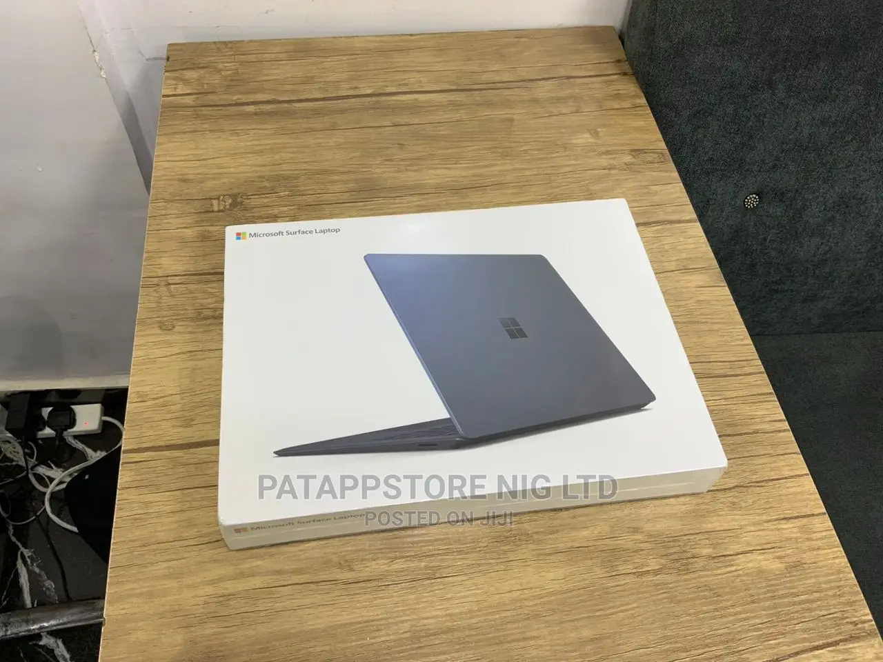 New Microsoft Surface 256 GB Black