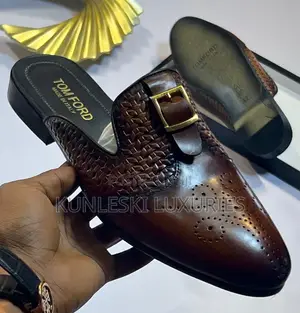 Original Tomford Men Leather Half-Shoe Available