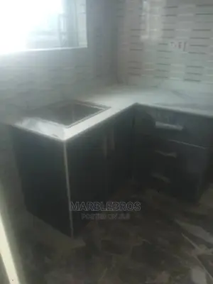 White Marble Stone Countertop Finishing MB
