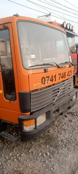 European Used 10tons FL6-18 Volvo Sewage Tank Truck 4sale
