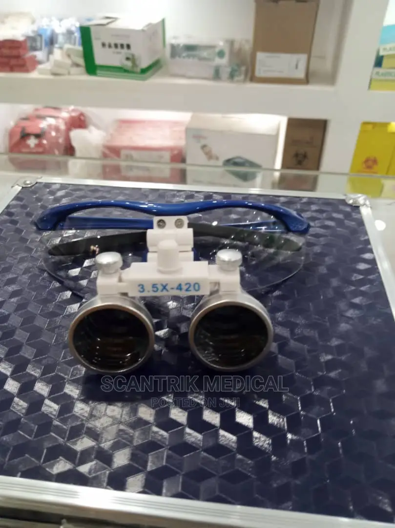 Headlight LOUPE