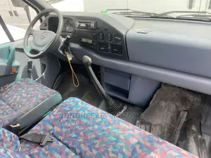 Mercedes-Benz Sprinter 2005 White
