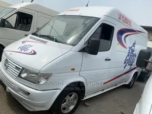 Mercedes-Benz Sprinter 2005 White