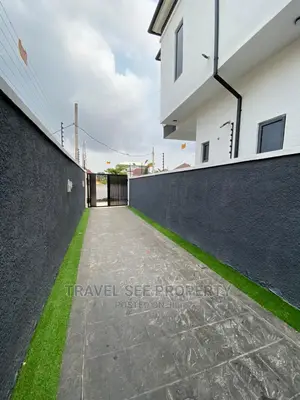 Furnished 4bdrm Duplex in Chevron Toll Gate for sale