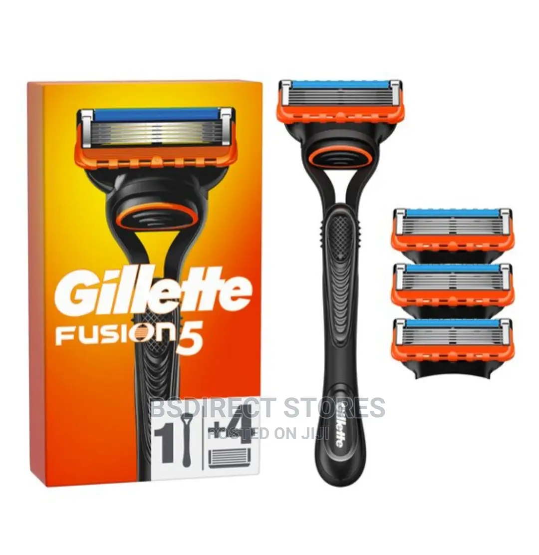 Gillette Fusion5 Starter Pack Razor With 4 Cartridge Blades