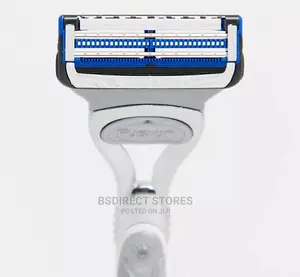 Gilette Gillette Skinguard Sensitive Razor Pack + 3 Blades