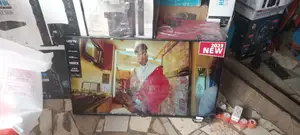 New LG Boadless TV 50nch