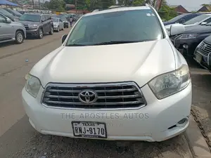 Toyota Highlander Limited 2010 White