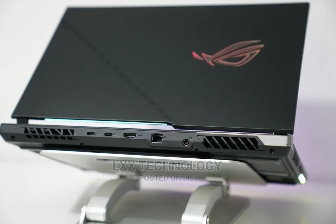 New Laptop Asus ROG Strix G17 16GB Intel Core I9 SSD 1T