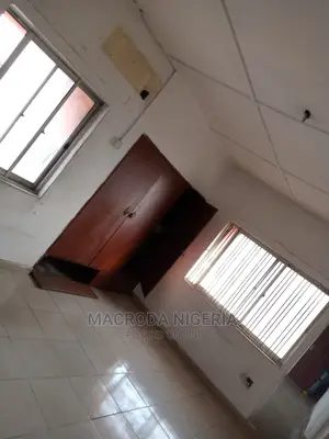 3bdrm Block of Flats in Akora Villas Estate, Adeniyi Jones for rent