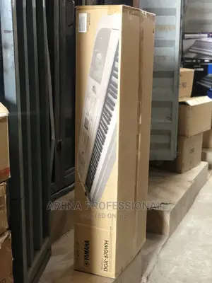 Yamaha DGX-670 Digital Piano