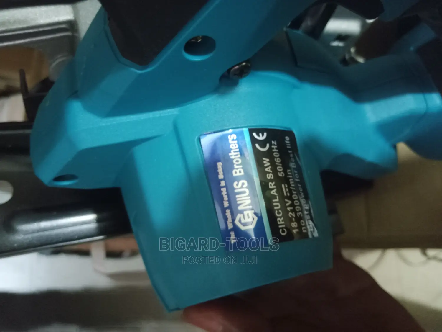 Cordless Circular Saw Machine