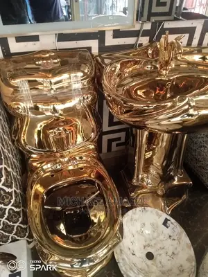Gold Executive Royal Water Closet