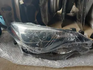 Headlight for Corolla Sle
