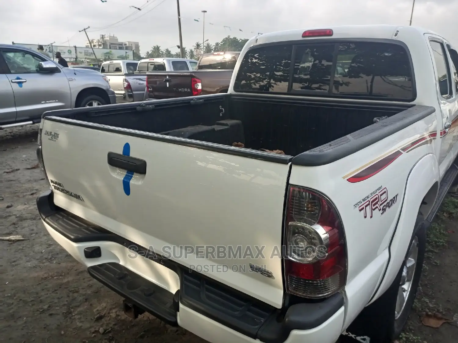 Toyota Tacoma 2014 White