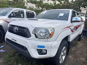 Toyota Tacoma 2014 White