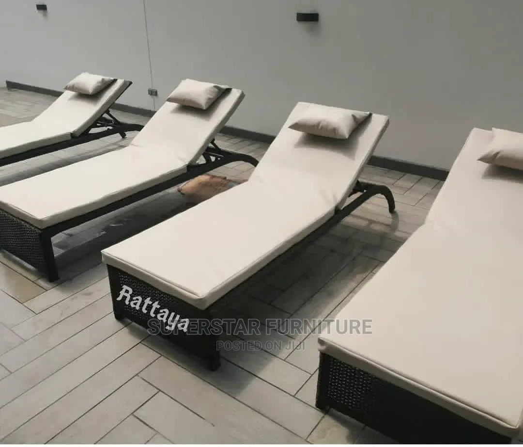 Rathan Pool Beds