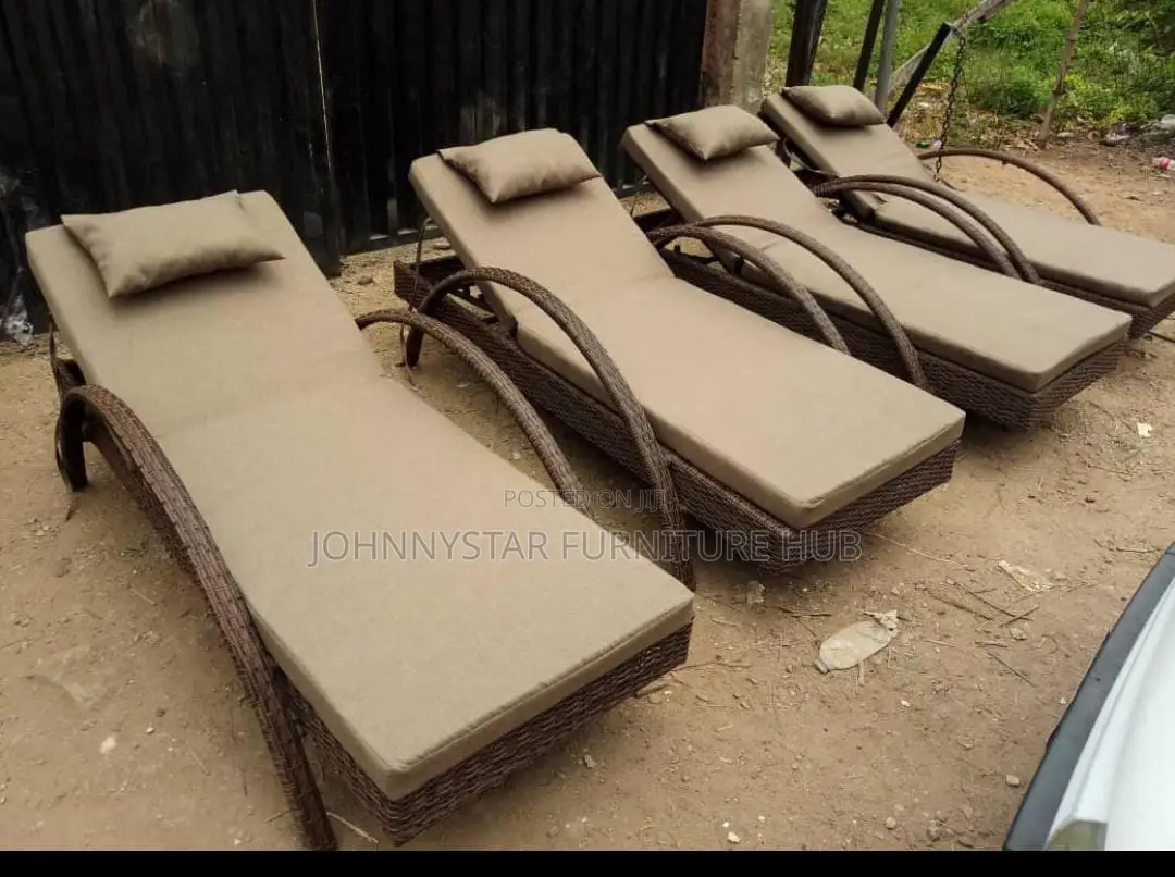Rathan Pool Beds