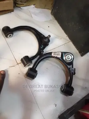 Upper Arm Lexus Lx470