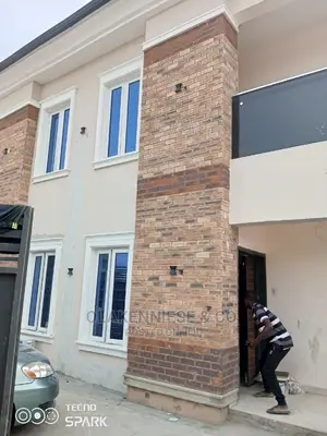 Furnished 3bdrm Block of Flats in Adeniran Ogunsanya, Surulere for rent