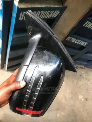 All Kinds of Mercedes Benz Side Mirror Are Available