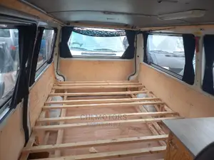 Volkswagen Transporter 2005 Green