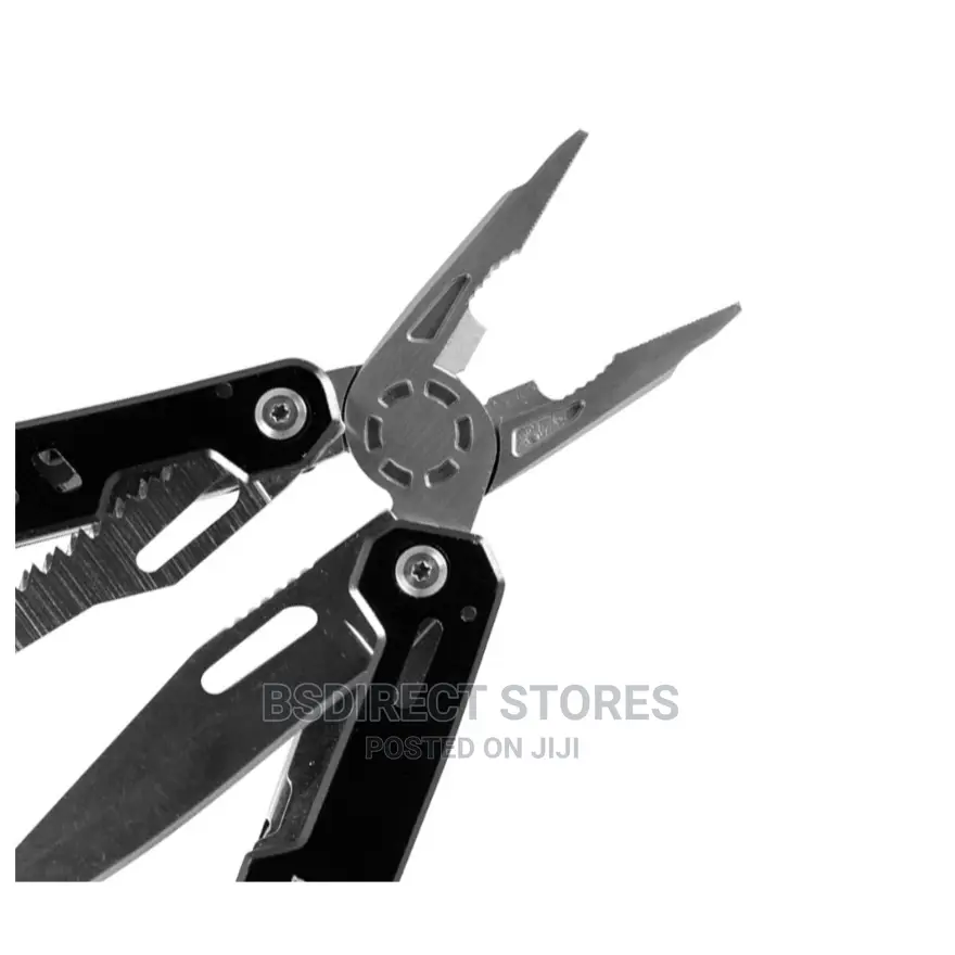 Wilkinson Sword Explorer Versatile 10-in-1 Multi-Tool Max