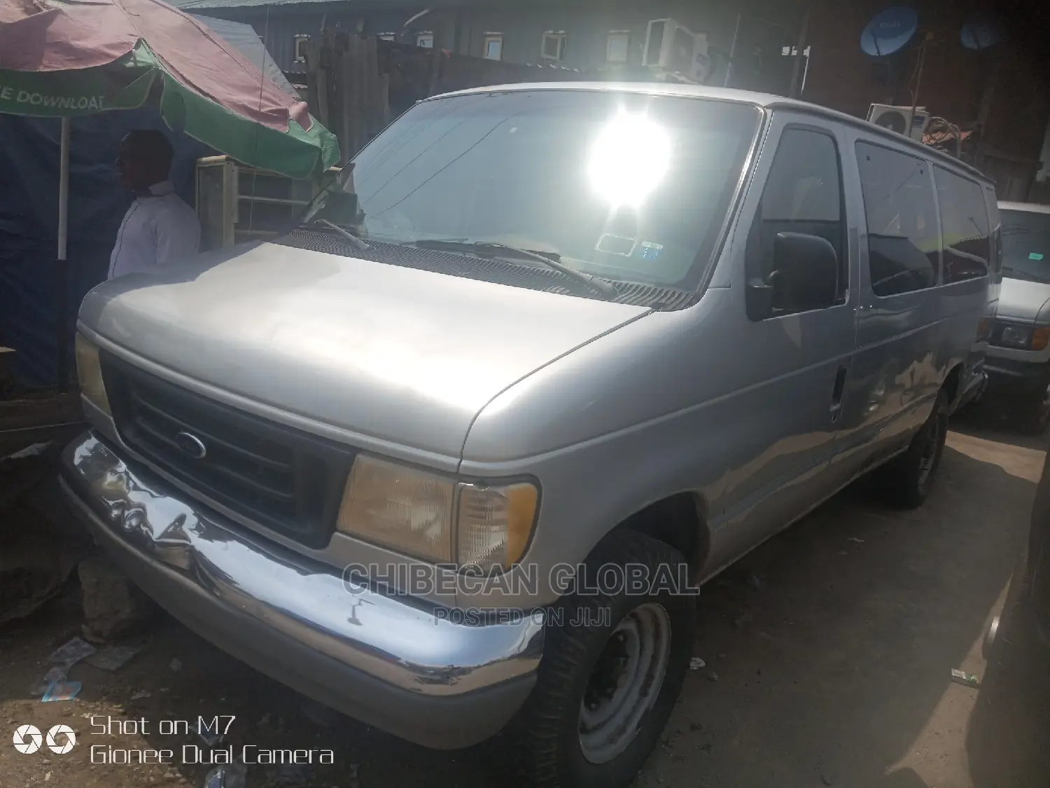 Ford E350 2000 White