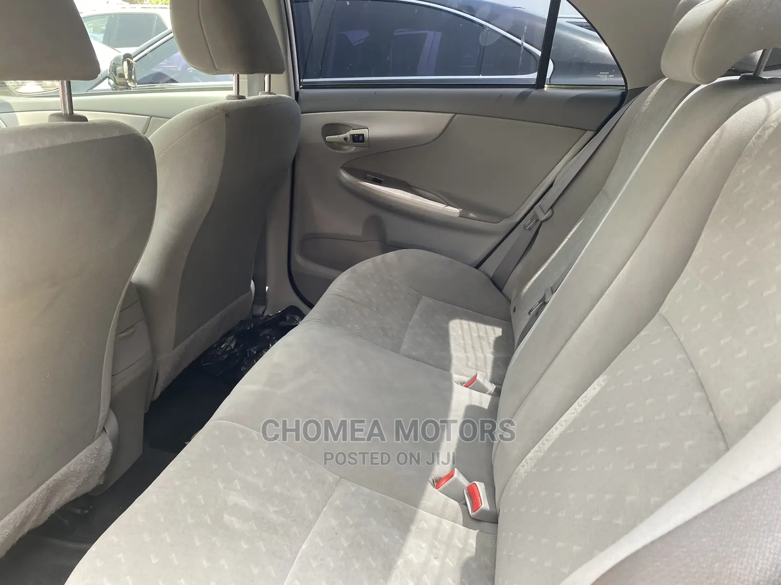 Toyota Corolla 2011 White