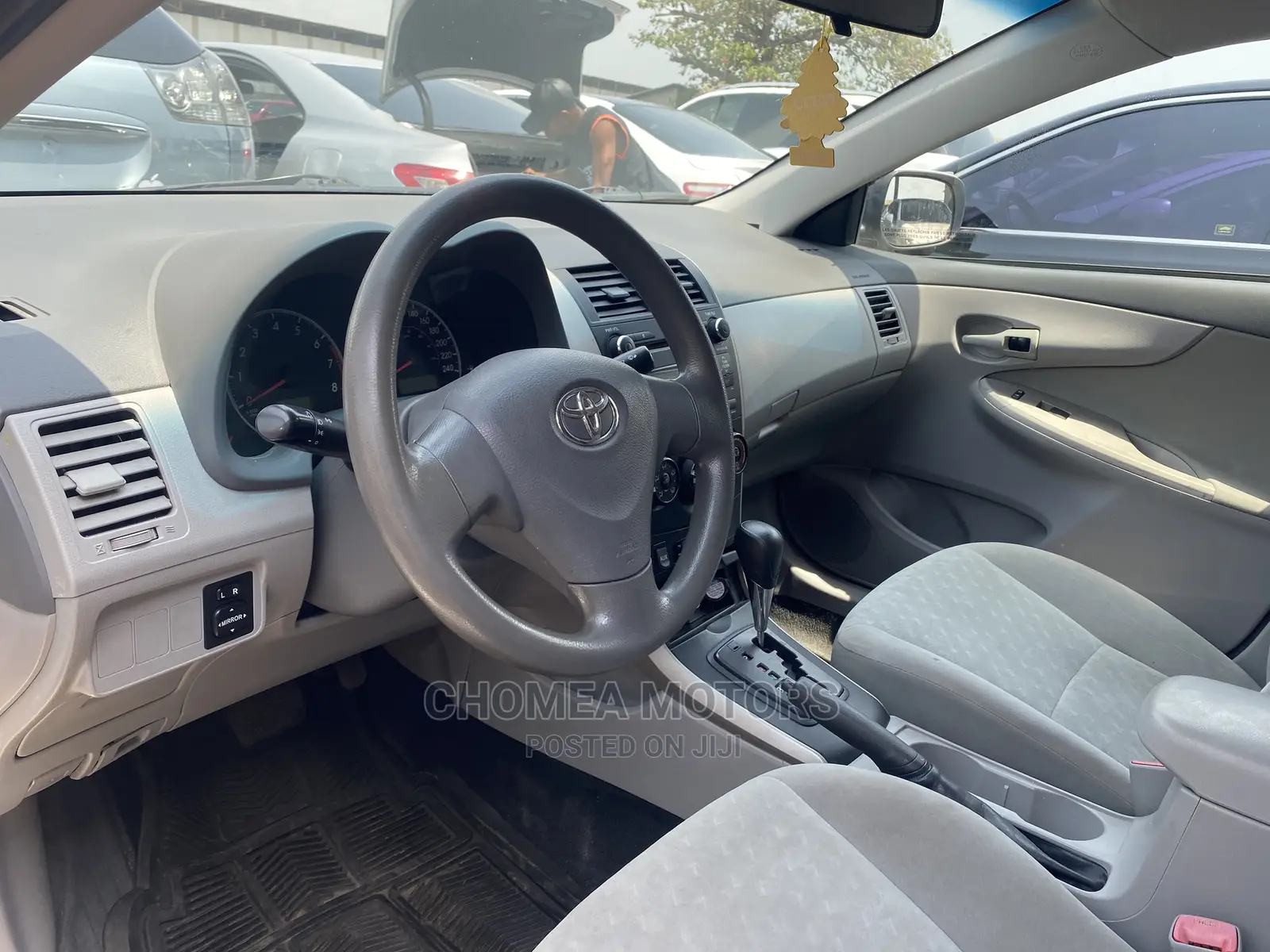 Toyota Corolla 2011 White